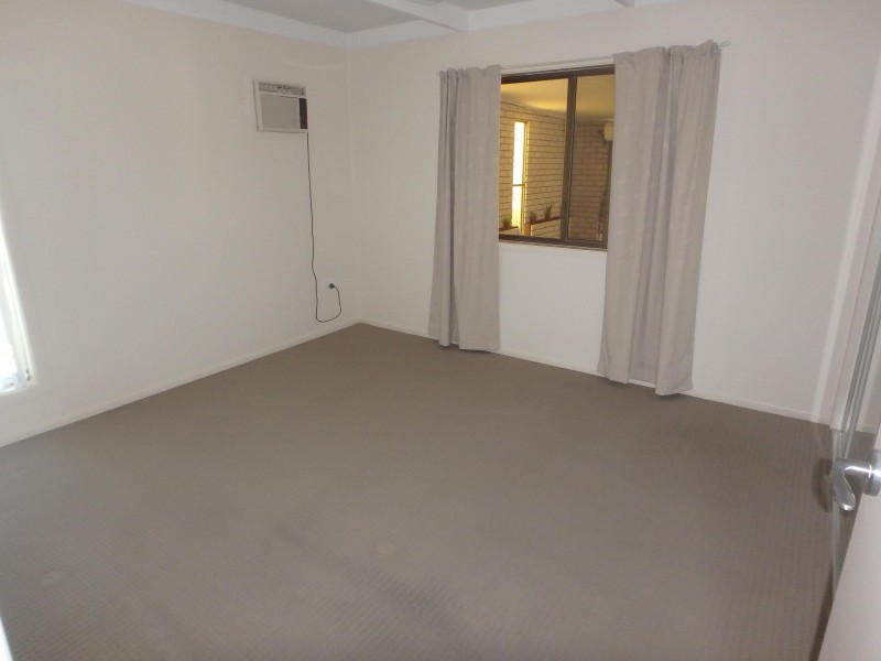 12 Croucher St, Bundaberg North QLD 4670