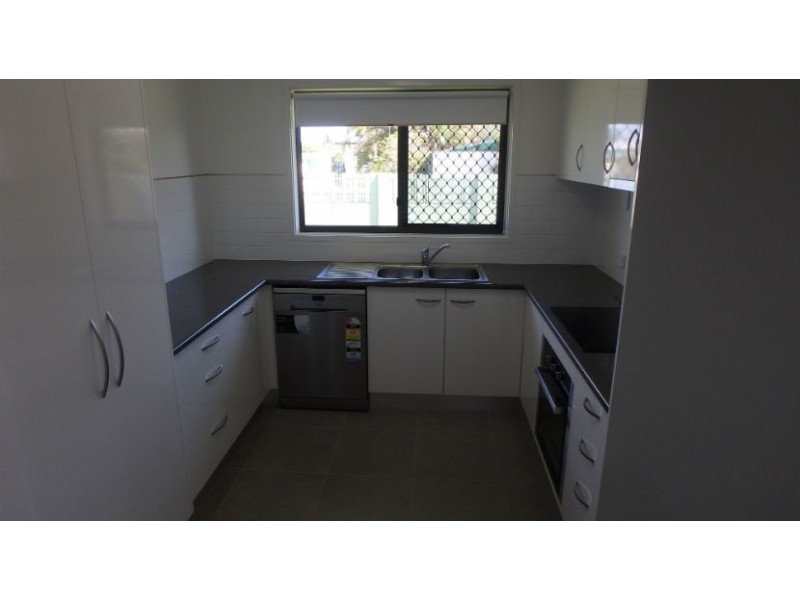 87 Pitt St, Walkervale QLD 4670