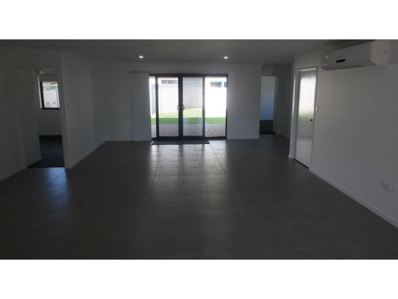 4 Faithful Crescent, Avenell Heights QLD 4670