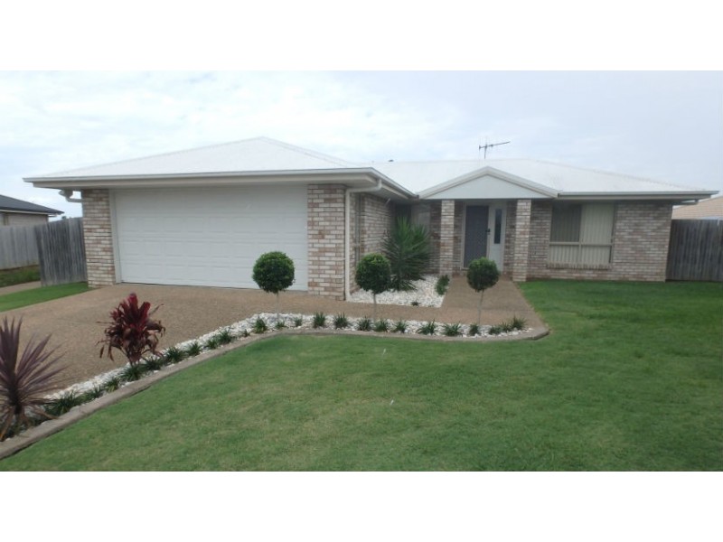 10 Halloran Court, Thabeban QLD 4670