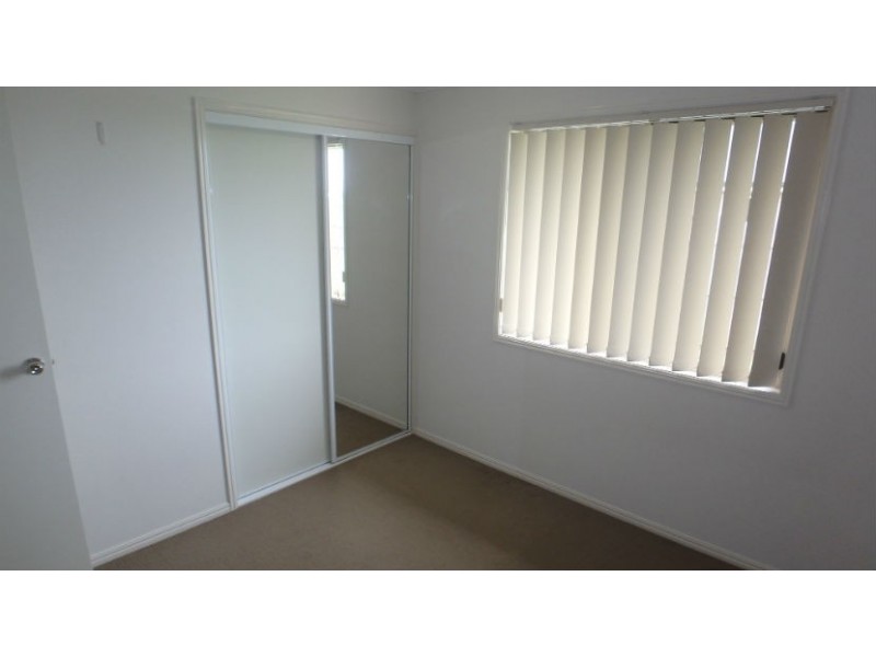 10 Halloran Court, Thabeban QLD 4670