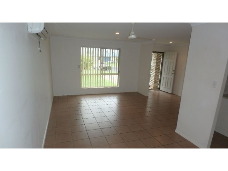 10 Halloran Court, Thabeban QLD 4670