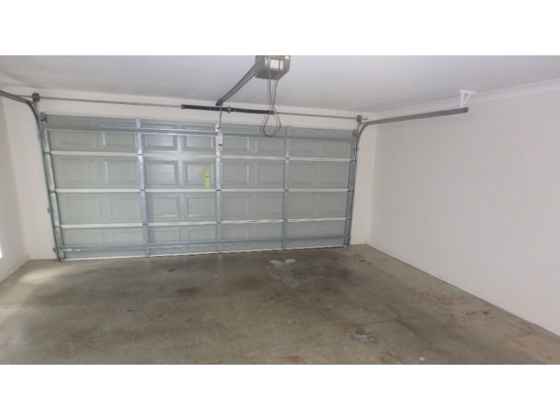 10 Halloran Court, Thabeban QLD 4670