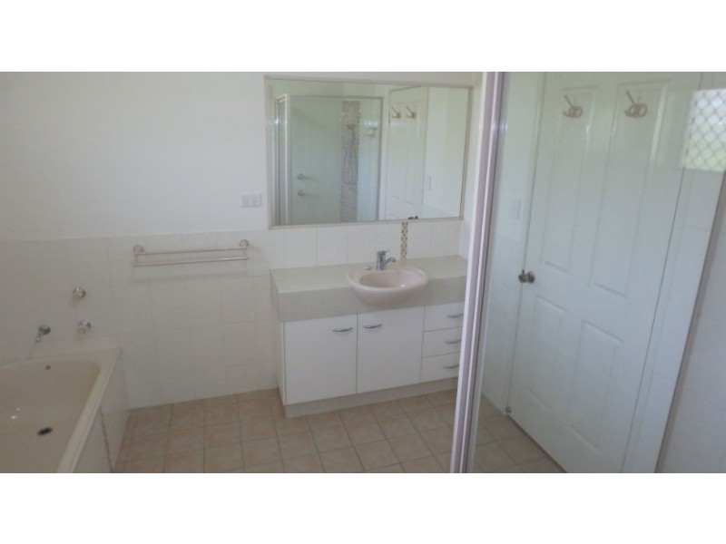 11 Johnston St, Millbank QLD 4670