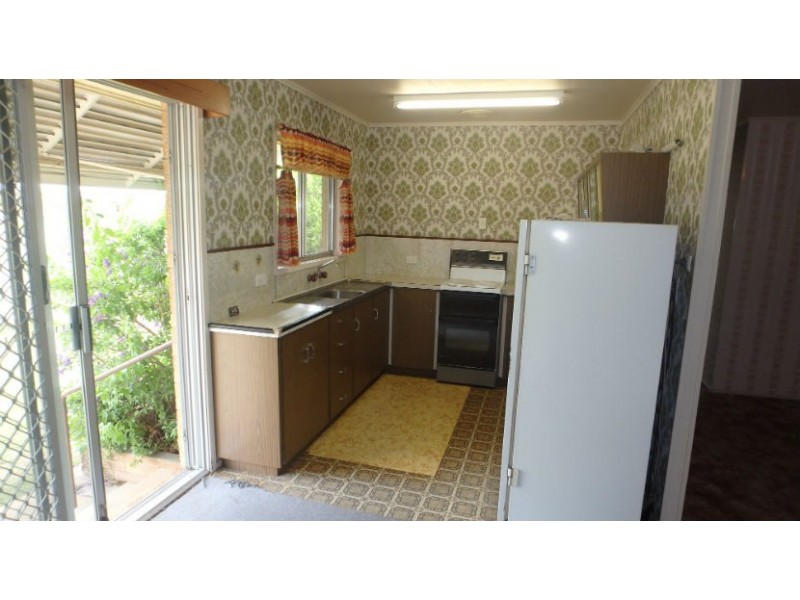 111b Elliott Heads Rd, Kepnock QLD 4670