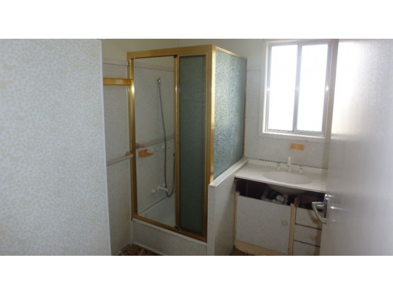 111b Elliott Heads Rd, Kepnock QLD 4670