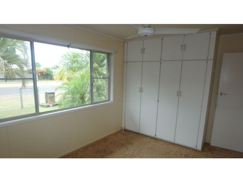 111b Elliott Heads Rd, Kepnock QLD 4670