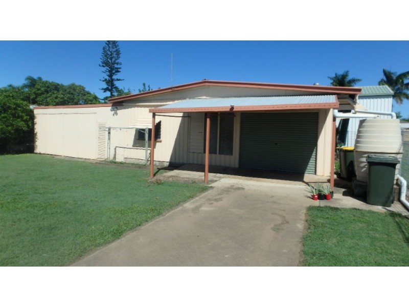 2 Wyllie St, Kepnock QLD 4670