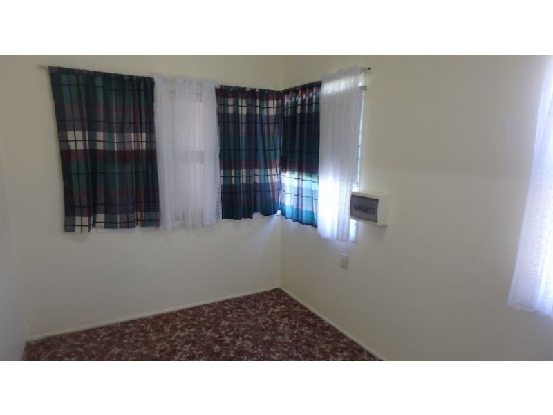 2 Wyllie St, Kepnock QLD 4670