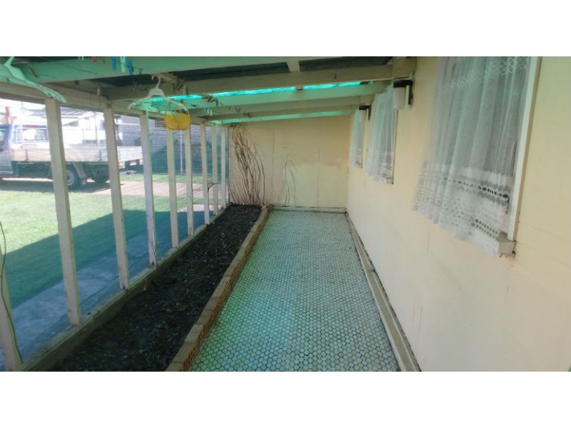 2 Wyllie St, Kepnock QLD 4670