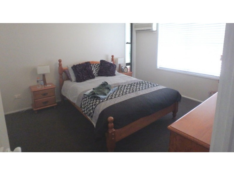 15 Tummon St, Walkervale QLD 4670