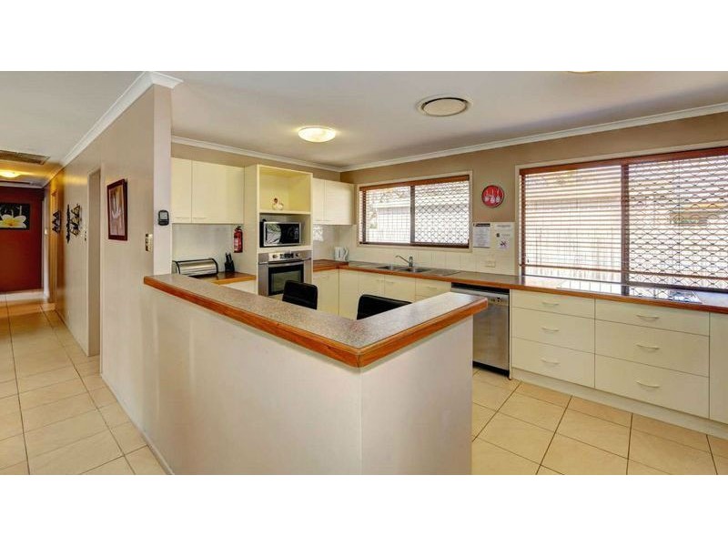 2 Elworthy St, Bargara QLD 4670
