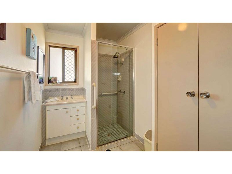2 Elworthy St, Bargara QLD 4670