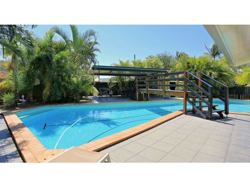 2 Elworthy St, Bargara QLD 4670