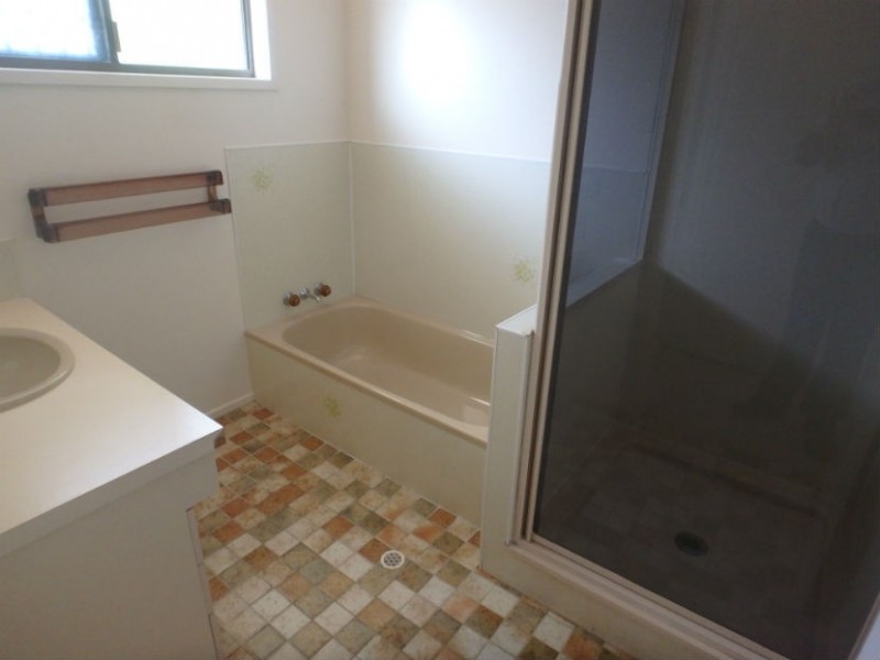 15 Seabreeze St, Bargara QLD 4670