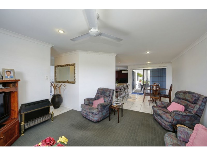 1 Blundell Ct, Kalkie QLD 4670