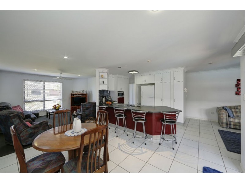1 Blundell Ct, Kalkie QLD 4670