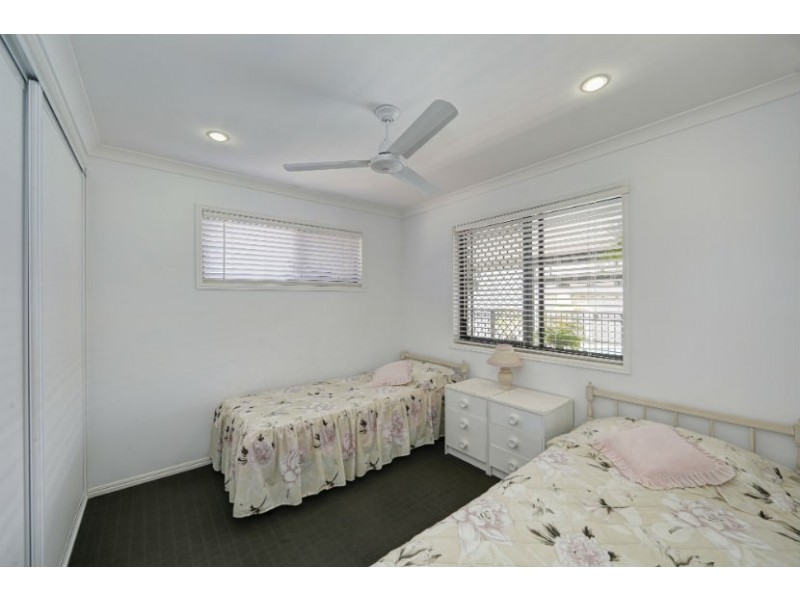 1 Blundell Ct, Kalkie QLD 4670