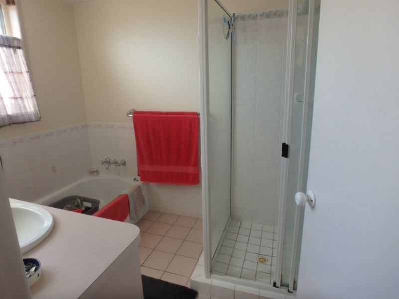 9 Cocas Dr, Avoca QLD 4670