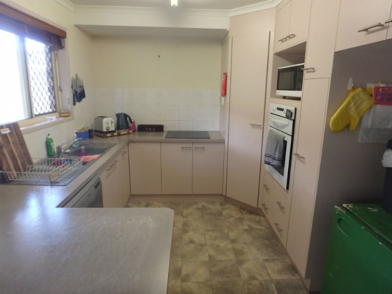 9 Cocas Dr, Avoca QLD 4670