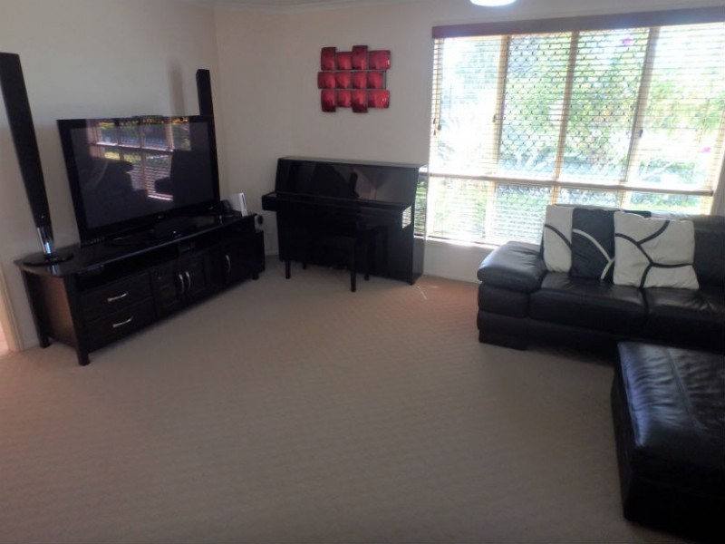 4 Keast Ct, Kepnock QLD 4670