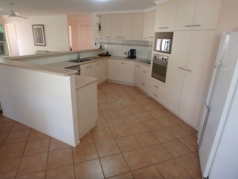 4 Keast Ct, Kepnock QLD 4670