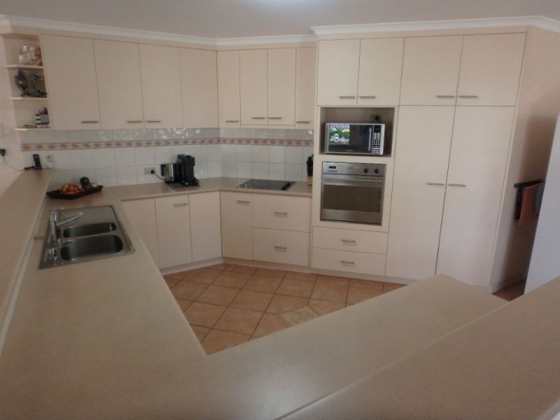 4 Keast Ct, Kepnock QLD 4670