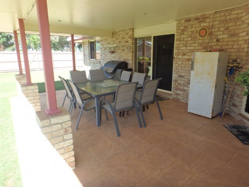 4 Keast Ct, Kepnock QLD 4670