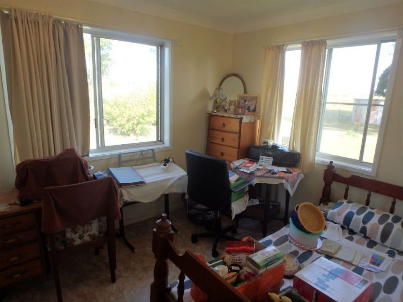 85 Old Gin Gin Rd, Oakwood QLD 4670