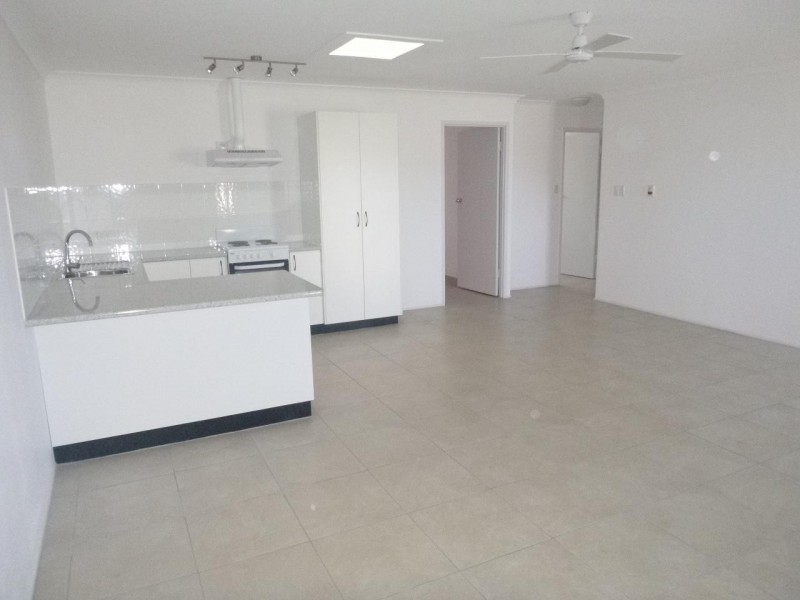 8/67 Burnett St, Bundaberg South QLD 4670