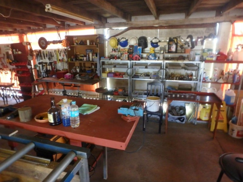 2263 Gin Gin Rd, South Kolan QLD 4670