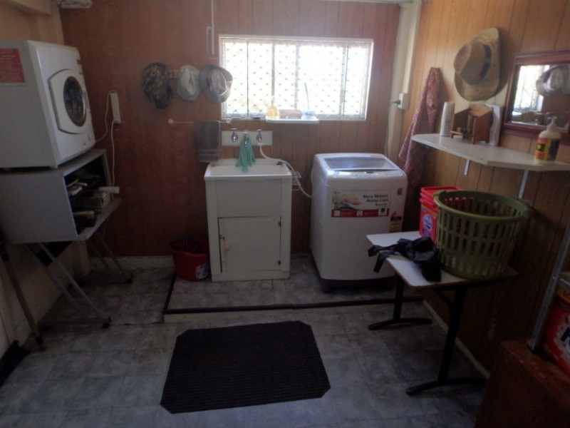 2263 Gin Gin Rd, South Kolan QLD 4670