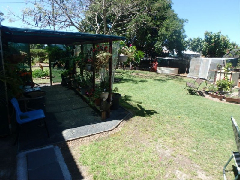 2263 Gin Gin Rd, South Kolan QLD 4670