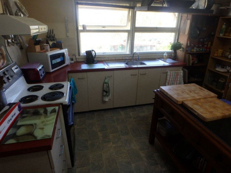 2263 Gin Gin Rd, South Kolan QLD 4670