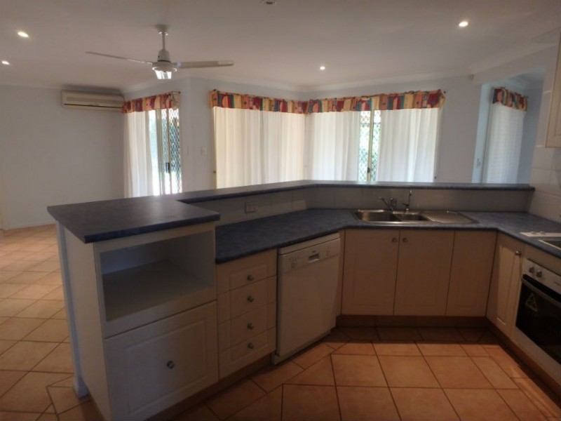 4 Chatswood Ct, Bundaberg East QLD 4670