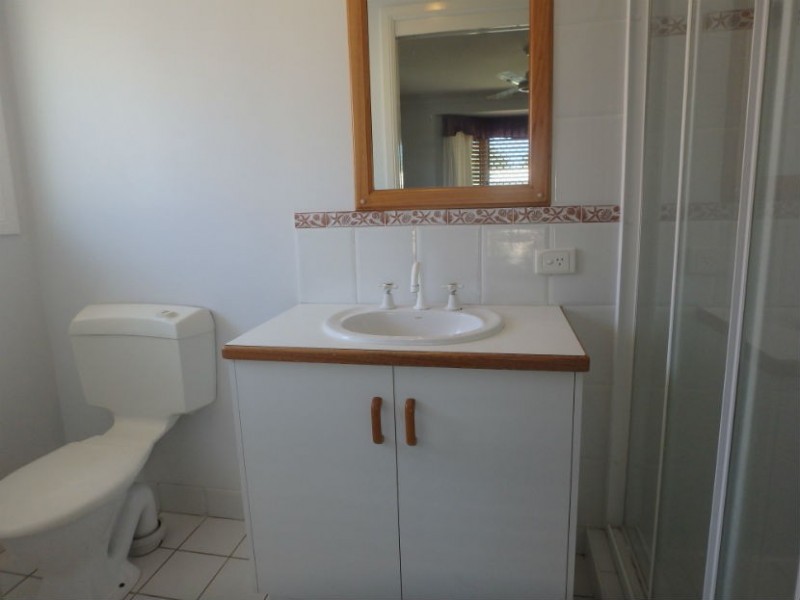 4 Chatswood Ct, Bundaberg East QLD 4670