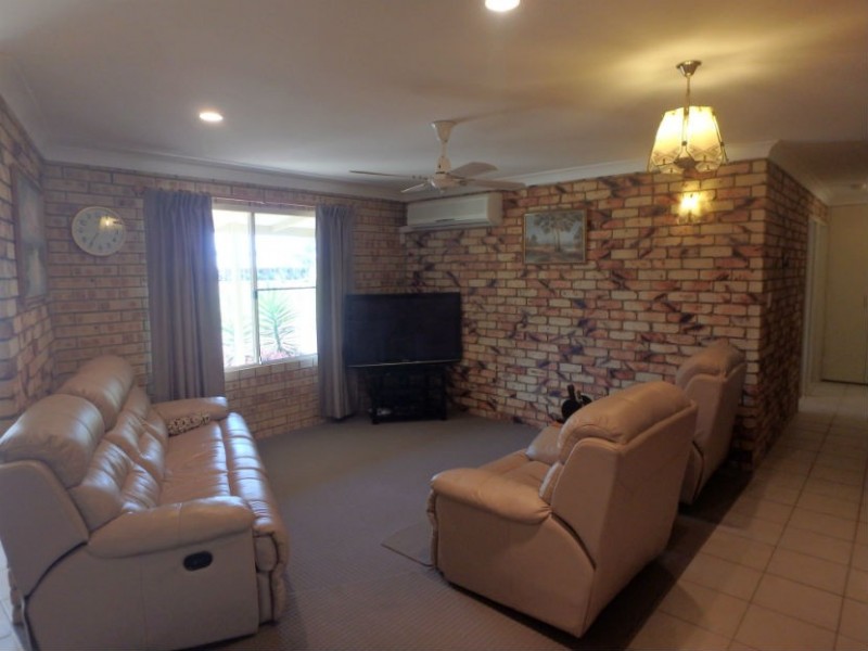 16 Clydesdale Avenue, Branyan QLD 4670