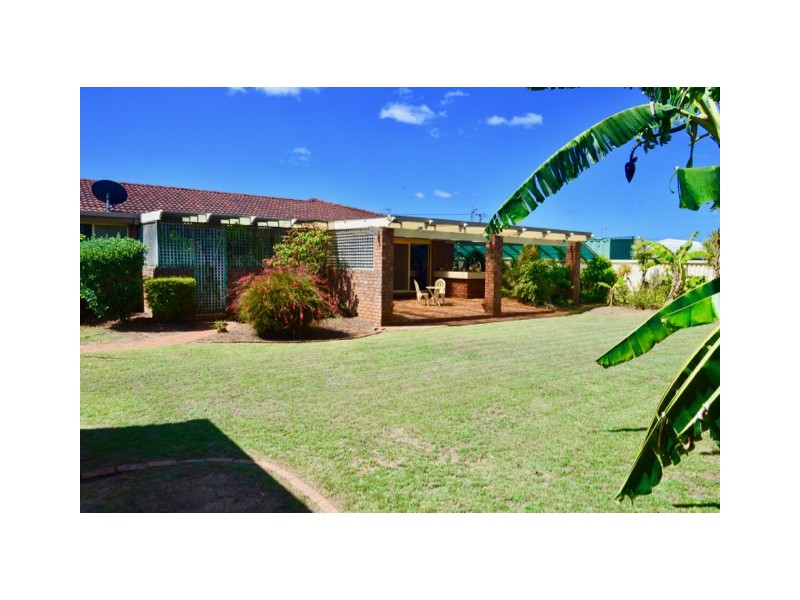 5 Hillvue Cres, Avoca QLD 4670