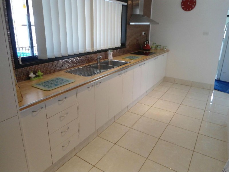 5 Bryde Plc, Thabeban QLD 4670