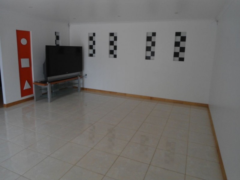 5 Bryde Plc, Thabeban QLD 4670