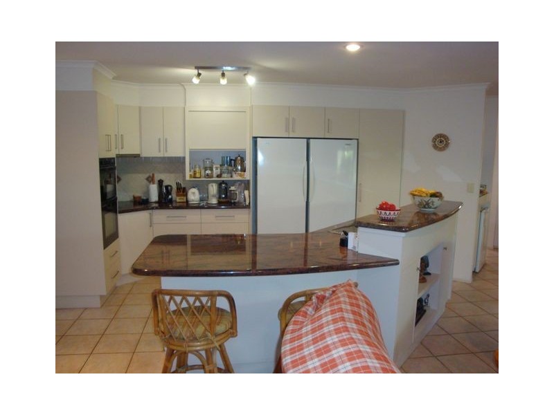 Avenell Heights QLD 4670