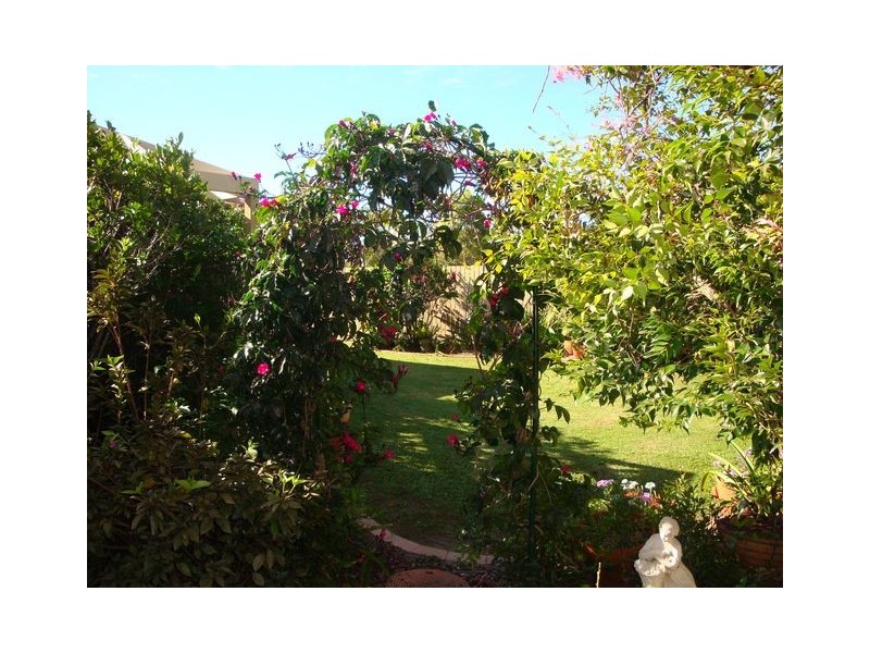 Avenell Heights QLD 4670