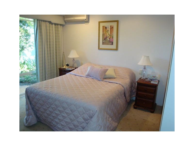 Avenell Heights QLD 4670