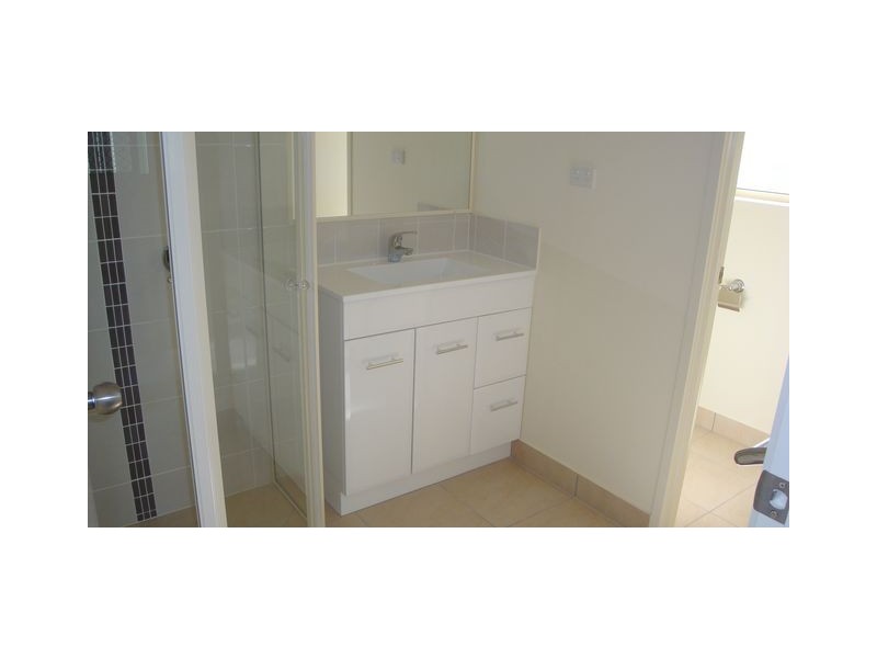 Avenell Heights QLD 4670