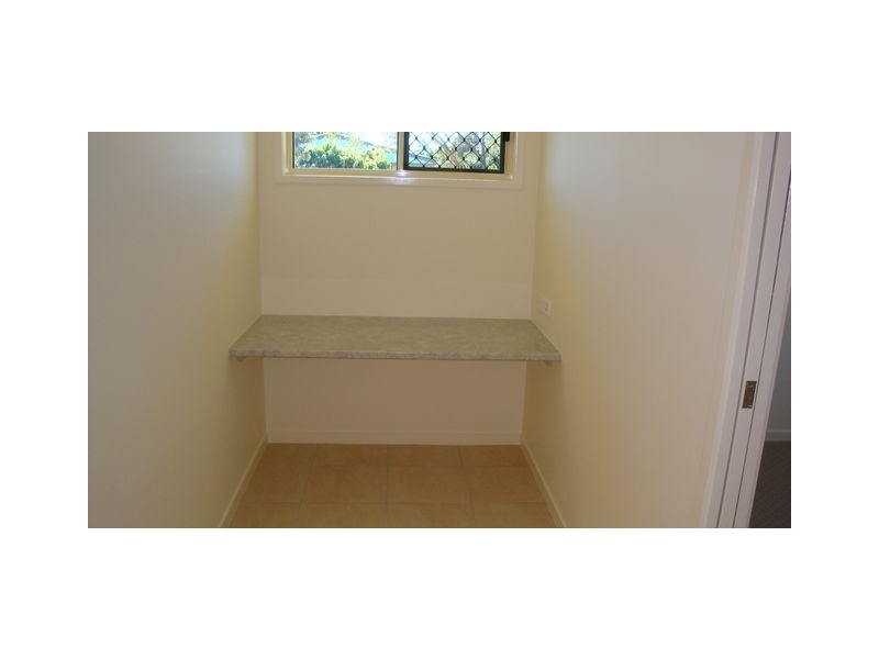 Avenell Heights QLD 4670