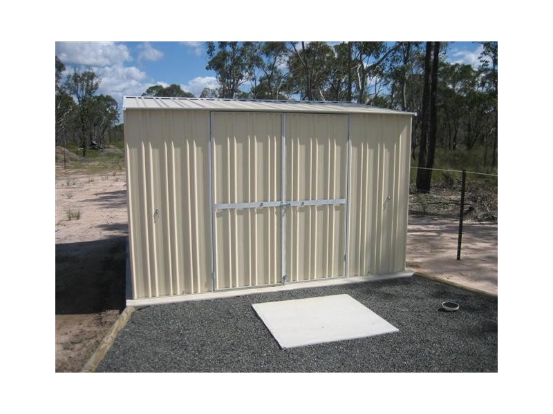 33 Ranch Park Drive, Pacific Haven QLD 4659