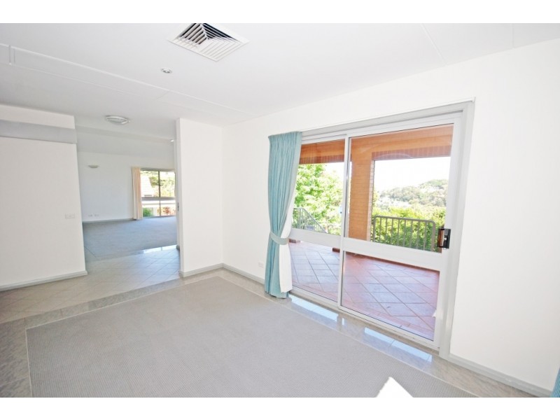 29 The Bulwark, Castlecrag NSW 2068