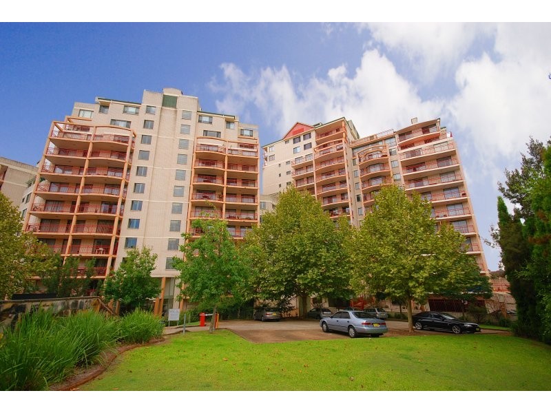 56/15  Herbert Street, St Leonards NSW 2065