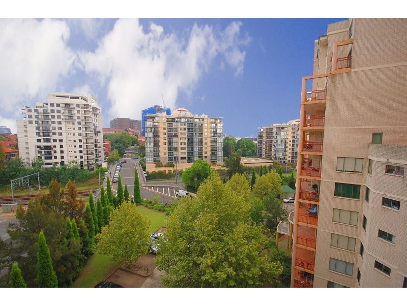 56/15  Herbert Street, St Leonards NSW 2065