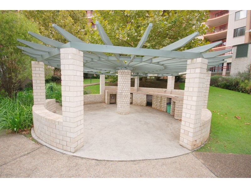 56/15  Herbert Street, St Leonards NSW 2065